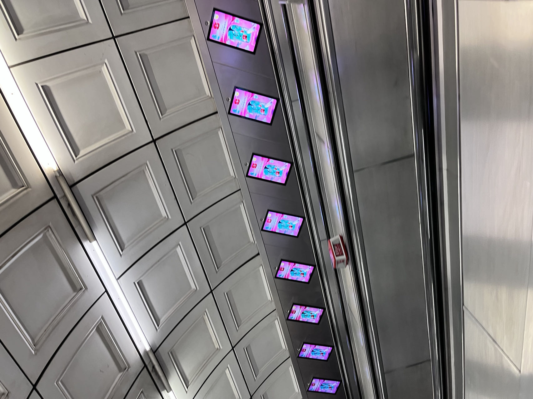 Coca Cola Dreamworld London Tube Advertisement 2